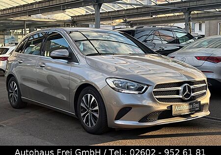 Mercedes-Benz B 180 Progressive 2-HAND*NAVI*AHK*KLIMAA.*WIDESC