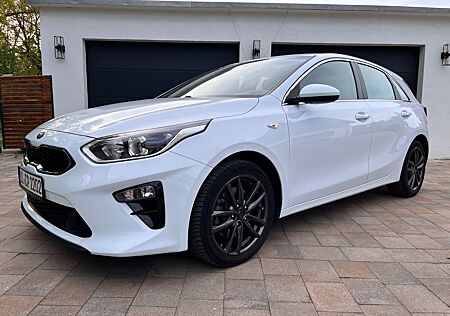 Kia Cee'd / Ceed 1.6 CRDi DCT Vision AHK Garantie