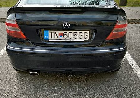 Mercedes-Benz CLC 220