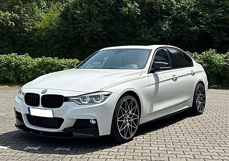 BMW 328i xDrive/M-Paket/Schiebedach/SHZ