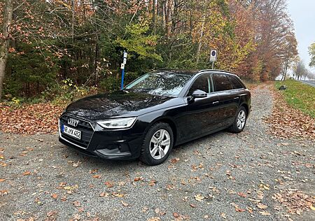 Audi A4 35 TFSI S tronic Avant -