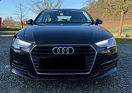 Audi A4 2.0 TDI S tronic Avant zu verkaufen