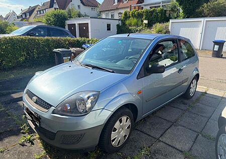 Ford Fiesta 1.3 44 kW Ambiente Ambiente