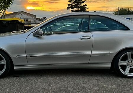 Mercedes-Benz CLK 200 CGI AVANTGARDE Avantgarde