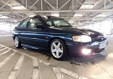 Ford Escort gebraucht kaufen Ford Escort RS2000 SAUBER limited edition