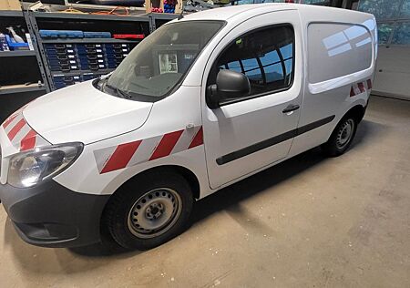 Mercedes-Benz Citan TÜV neu, Scheckheft gepflegt