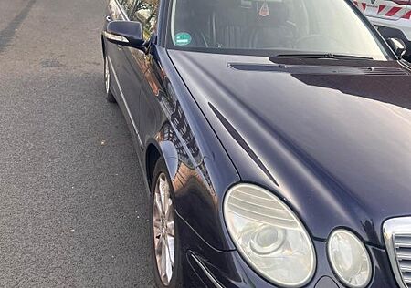Mercedes-Benz E 220 CDI T ELEGANCE Elegance