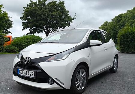 Toyota Aygo (X) Aygo 1.0 Kamera Klima Bluetooth 2 Hd. Tüv