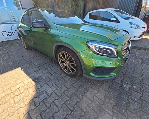Mercedes-Benz GLA 200 AMG- Line*Bi-Xenon*Leder*Night-Paket