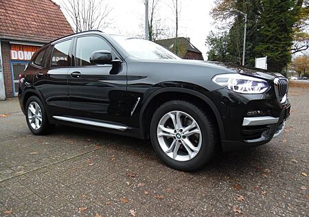 BMW X3 xDrive 20 i xLine*Navi*AHK*Head-Up*LED