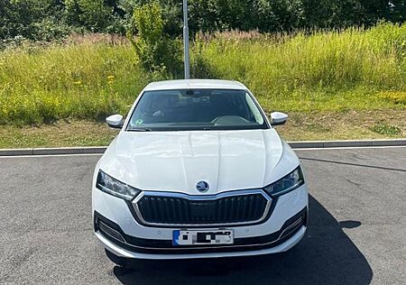 Skoda Octavia 2.0 TDI 110kW DSG Selection Selection