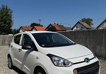 Hyundai i10 1.0 -