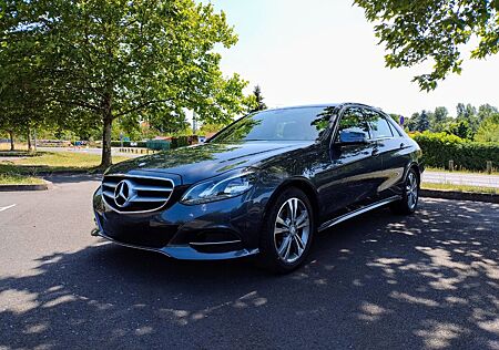 Mercedes-Benz E 200 AVANTGARDE (Tüv und Inspektion neu)
