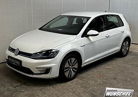 VW Golf Volkswagen e Navi ACC CCS-Ladedose SZH Front beh