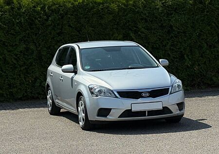 Kia Cee'd Ceed 1.4 Vision/AHK/MFL/KLIMA/TÜV NEU/