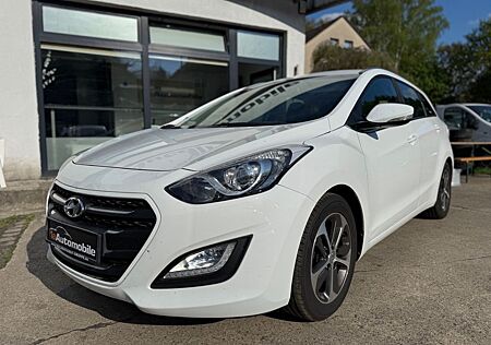 Hyundai i30 cw blue Trend *Navi*PDC*Lenkradheizung*