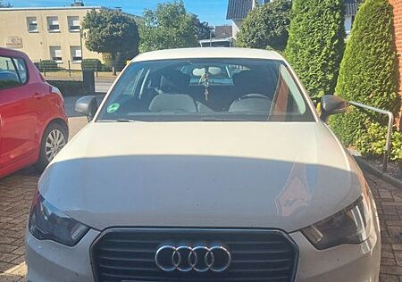 Audi A1 1.2 TFSI Attraction Attraction