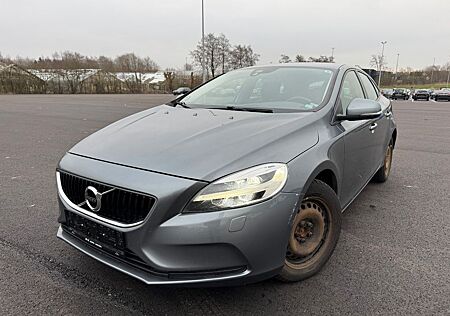 Volvo V40 150PS 2.0 Momentum 85953