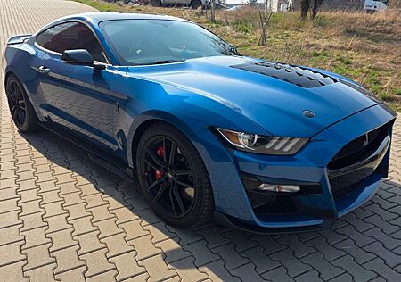 Ford Mustang Shelby GT500 V8 771PS UNFALFREI Recaro Carbon