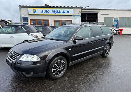 VW Passat Variant Volkswagen Passat Var. 2.0 Family *HU 08/26* (Navi,SHZ,AHK)