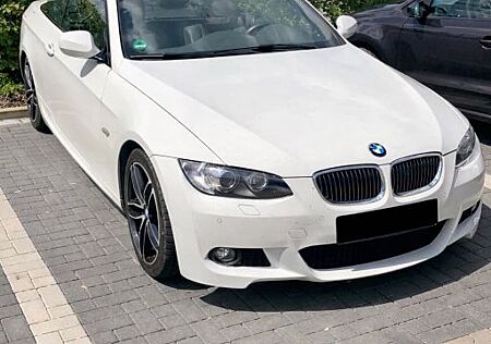 BMW 325i Cabrio M Sport | Top Ausstattung