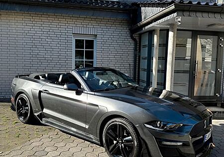 Ford Mustang 2.3 EcoBoost shelby optik