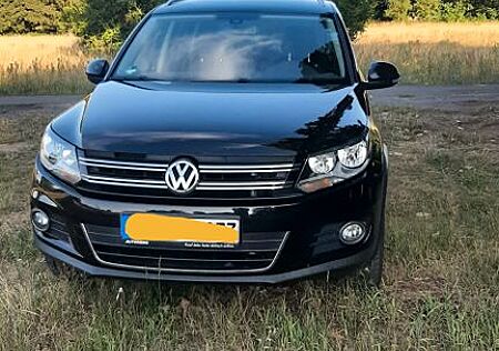 VW Tiguan Volkswagen 1.4 TSI BMT LOUNGE Sport & Style LOUN...