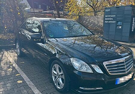 Mercedes-Benz E 220 CDI BlueEFFICIENCY -
