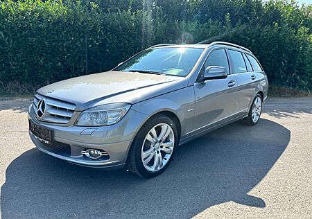 Mercedes-Benz C 180 CGI T BlueEFFICIENCY -