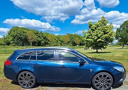 Opel Insignia Sports Tourer 2.0 CDTI 150 Jahre 11...