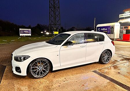 BMW 120D 5-TÜRER Edition M Sport Black Shadow