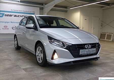 Hyundai i20 1.2 Pure 84PS Klima+Tempomat+Spurh.+TÜV Neu