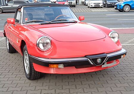 Alfa Romeo Spider 2.0 H- Kennzeichen