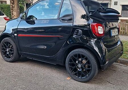 Smart ForTwo Cabrio90 PS mit interessanter Ausstattung