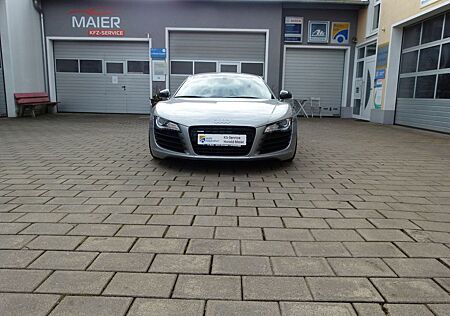 Audi R8 Coupe 4.2 FSI quattro Schalter, Rarität!!