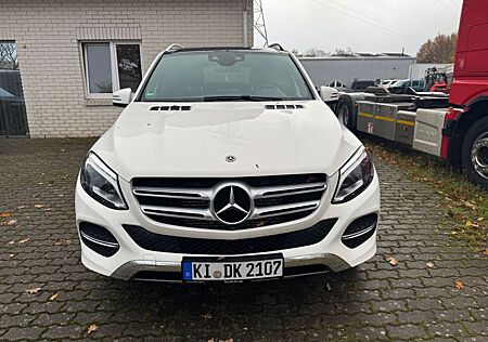 Mercedes-Benz GLE 350 d 4MATIC -Panorama Dach AHK