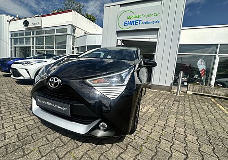 Toyota Aygo (X) -play Team Deutschland