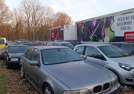 BMW 523i *MPAKET*AUTOMATIK*KEINTÜV*EXPORT*
