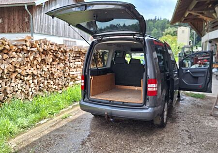 VW Caddy Volkswagen 2,0TDI 81kW 4MOTION Maxi Comfortline 7...