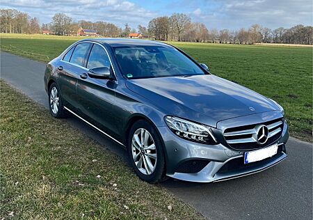Mercedes-Benz C 300 Avantgarde|LED|Kamera|SHZ |Alu|Navi|LM Felgen
