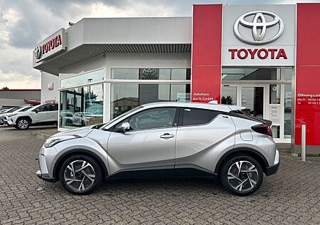 Toyota C-HR Hybrid Team D