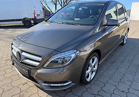 Mercedes-Benz B 200 CDI*Auto*Distro*STH*LED*NAVI*AHK*2.HD.*