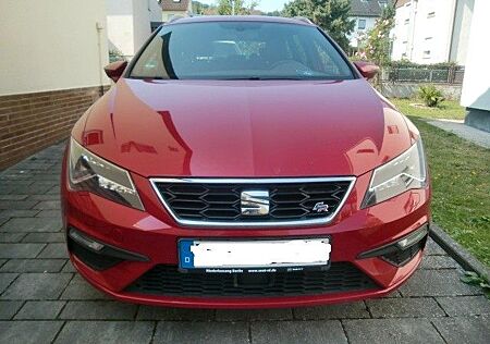 Seat Leon ST 2.0 TSI 140kW FR DSG FR Navi BEATS