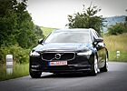 Volvo V90 D4 AWD Momentum Geartronic, AHK, 4x4