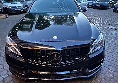 Mercedes-Benz C 63 AMG gebraucht kaufen Mercedes-Benz C 63 AMG Mercedes-AMG C 63 S Mercedes-AMG S