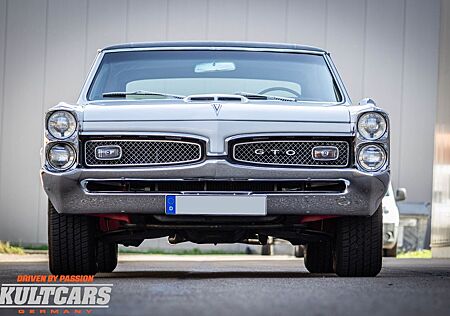 Pontiac GTO 400 Cui. 6,5l V8 - KULT CARS GERMANY