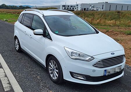 Ford Grand C-Max 1,0 EcoBoost 92kW Titanium Titanium