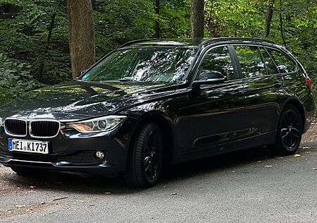 BMW 318d Touring