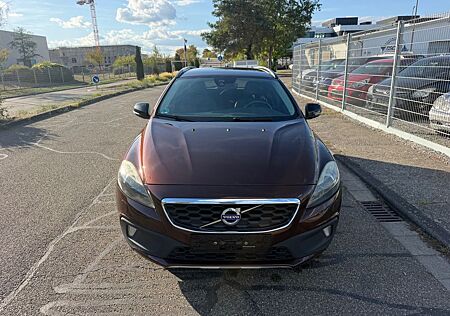 Volvo V40 Cross Country You!