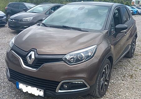 Renault Captur 1.2 Benzin ' Automatik - Navi - Kamera